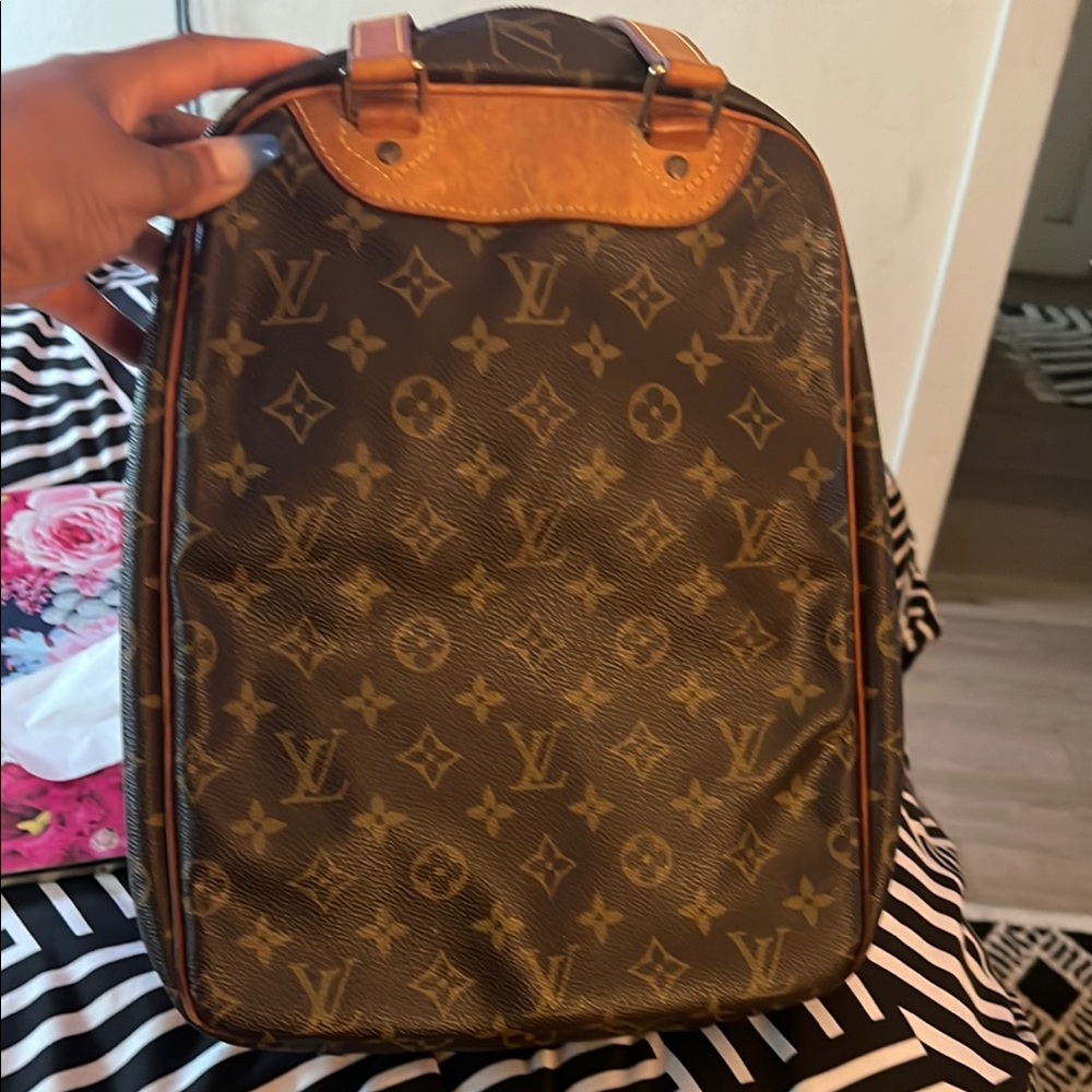 Louis Vuitton Brown Monogram Women’s Bag with wallet